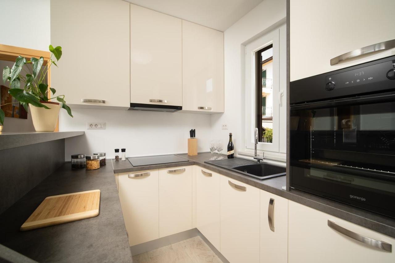 Seafront 2-bedroom Nika - * Rabac